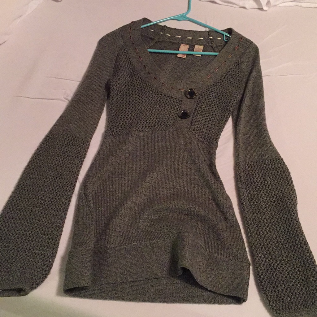 Bke Name Brand Army Green Sweater Bke Name Brand Army Green Sweater